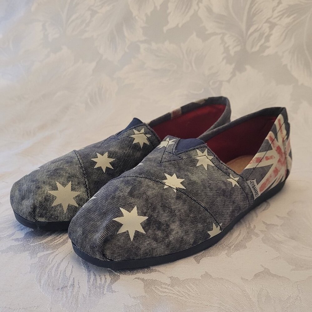 Joy & Mario British Themed Flats